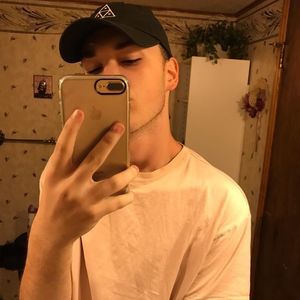 Meet your Posher, Caleb